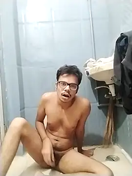 Snapshot of sexybobby13 chatting on 11/08/25, 09:09 sexybobby13 online show from 11/08/25, 09:09