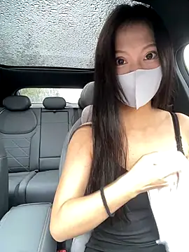 Snapshot of xiaojiu-6 chatting on 10/18/25, 06:58 xiaojiu-6 online show from 10/18/25, 06:58