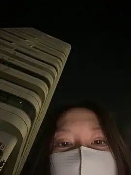 Snapshot of xiaojiu-6 chatting on 10/24/25, 10:44 xiaojiu-6 online show from 10/24/25, 10:44