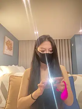 xiaojiu-6 online show from 12/20/25, 03:08