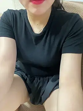 lee ly online show from 10/06/25, 02:03