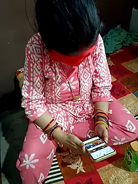 Snapshot of Hot__bhabhi_99 chatting on 10/04/25, 07:50 Hot  bhabhi 99 online show from 10/04/25, 07:50