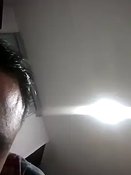 Snapshot of Ricuss9 chatting on 10/10/25, 10:36 Ricuss9 online show from 10/10/25, 10:36