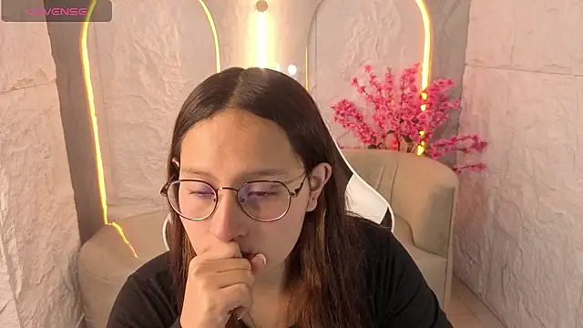 Nyx Tamy Tx  online show from 10/09/25, 01:09