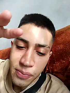 Snapshot of duvan_777 chatting on 10/01/25, 08:26 duvan 777 online show from 10/01/25, 08:26