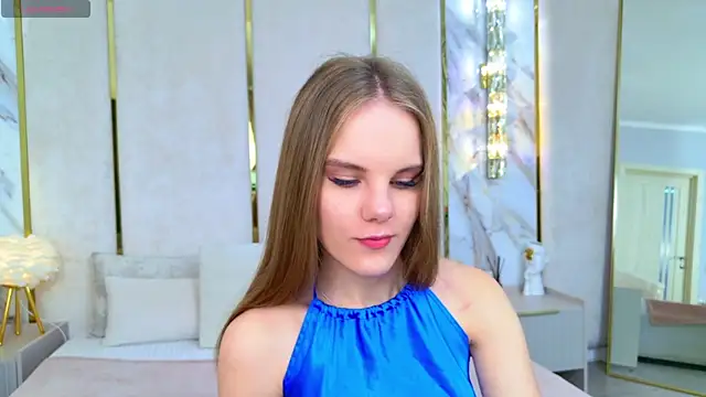 Snapshot of Lili_Lohan chatting on 10/14/25, 05:03 Lili Lohan online show from 10/14/25, 05:03