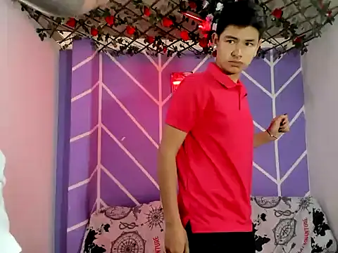 Snapshot of nexusboyhot chatting on 10/01/25, 01:28 nexusboyhot online show from 10/01/25, 01:28