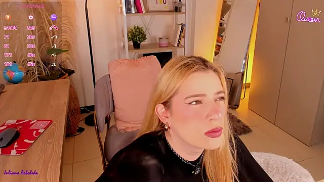 julianaarboleda online show from 04/24/26, 01:02