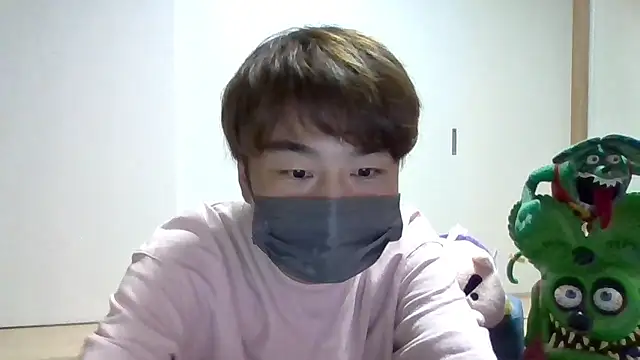 Hentaikozo4869 online show from 10/05/25, 09:40