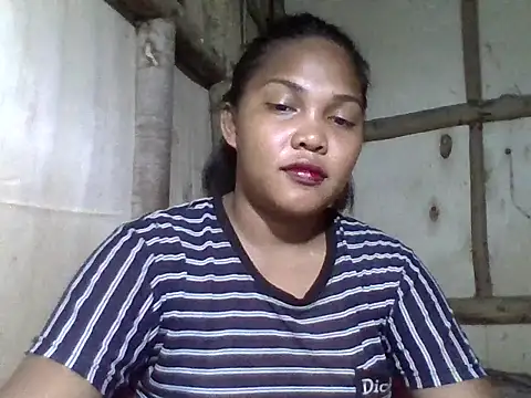 Snapshot of sweetlexypinay19 chatting on 05/16/26, 02:38 sweetlexypinay19 online show from 05/16/26, 02:38