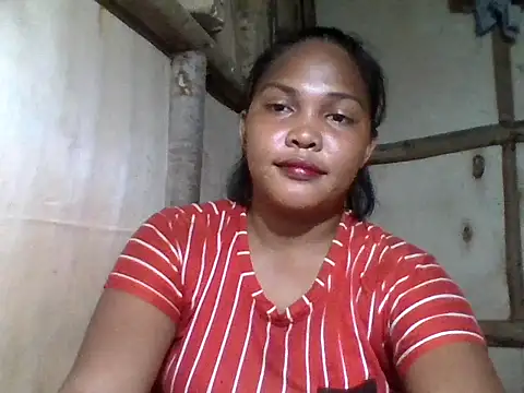 Snapshot of sweetlexypinay19 chatting on 06/02/26, 02:19 sweetlexypinay19 online show from 06/02/26, 02:19