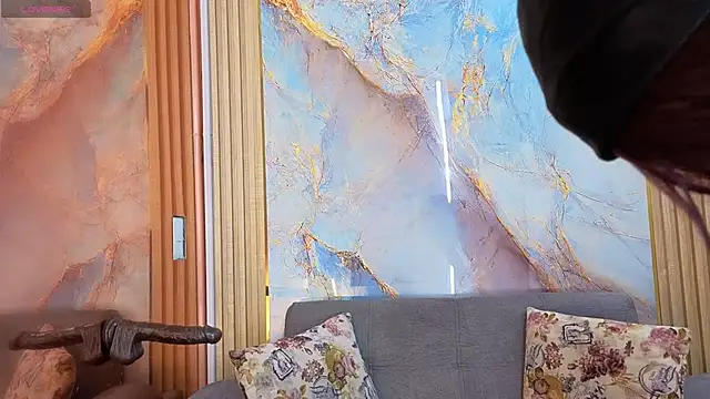 Nahomy Smiths aws online show from 11/07/25, 09:04