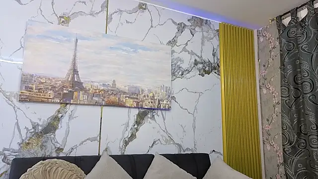 Nahomy Smiths aws online show from 11/19/25, 09:59