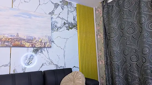 Nahomy Smiths aws online show from 12/01/25, 10:15