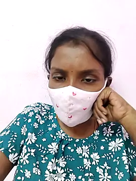 Snapshot of Tamil_Monika chatting on 11/27/25, 08:00 Tamil Monika online show from 11/27/25, 08:00