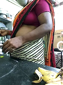 Tamilselviroja- online show from 10/06/25, 04:48