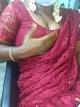 Snapshot of Tamilselviroja- chatting on 11/01/25, 03:58 Tamilselviroja- online show from 11/01/25, 03:58