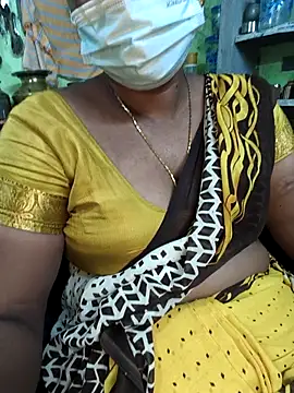 Snapshot of Tamilselviroja- chatting on 12/16/25, 03:17 Tamilselviroja- online show from 12/16/25, 03:17