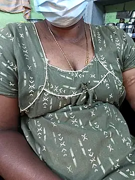 Snapshot of Tamilselviroja- chatting on 01/15/26, 03:49 Tamilselviroja- online show from 01/15/26, 03:49