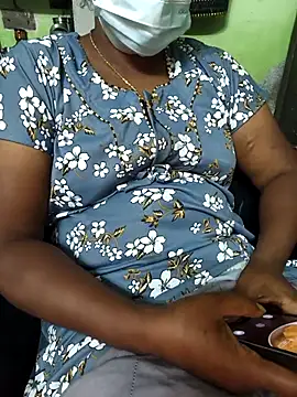 Snapshot of Tamilselviroja- chatting on 01/18/26, 02:54 Tamilselviroja- online show from 01/18/26, 02:54