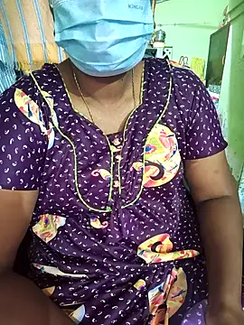 Snapshot of Tamilselviroja- chatting on 02/01/26, 02:48 Tamilselviroja- online show from 02/01/26, 02:48