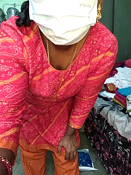Snapshot of Tamilselviroja- chatting on 02/12/26, 02:56 Tamilselviroja- online show from 02/12/26, 02:56