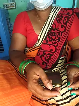 Snapshot of Tamilselviroja- chatting on 02/19/26, 01:51 Tamilselviroja- online show from 02/19/26, 01:51