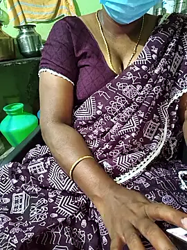 Snapshot of Tamilselviroja- chatting on 05/09/26, 03:06 Tamilselviroja- online show from 05/09/26, 03:06