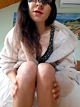 Snapshot of SonoSoloTua chatting on 11/21/25, 08:57 SonoSoloTua online show from 11/21/25, 08:57