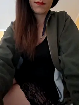 Snapshot of SonoSoloTua chatting on 12/03/25, 12:47 SonoSoloTua online show from 12/03/25, 12:47