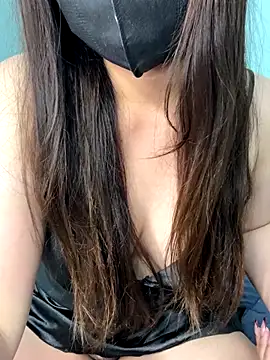 Sexy dancing girl online show from 11/21/25, 03:22