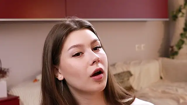 Snapshot of MondoNeko chatting on 10/04/25, 07:17 MondoNeko online show from 10/04/25, 07:17