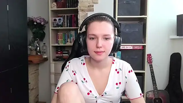 Diana-back online show from 10/30/25, 07:21