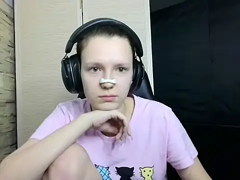 Diana-back online show from 11/15/25, 01:18