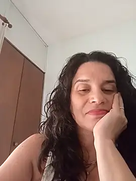 Snapshot of MoritaSalvaj chatting on 10/05/25, 06:06 MoritaSalvaj online show from 10/05/25, 06:06
