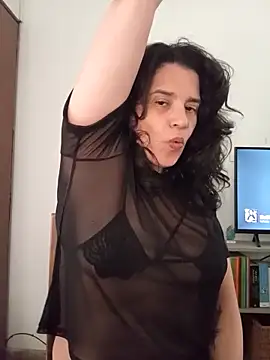 Snapshot of MoritaSalvaj chatting on 10/20/25, 04:29 MoritaSalvaj online show from 10/20/25, 04:29