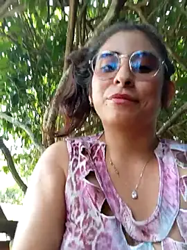 Snapshot of Brenda123- chatting on 11/02/25, 03:14 Brenda123- online show from 11/02/25, 03:14