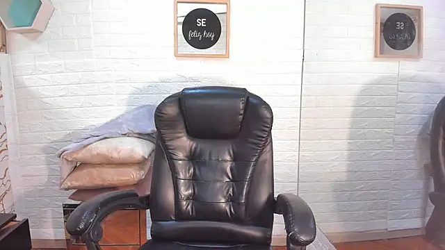 Eily Blunts online show from 10/29/25, 01:02