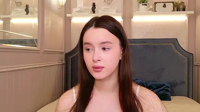 EvaSwen online show from 06/22/26, 10:56