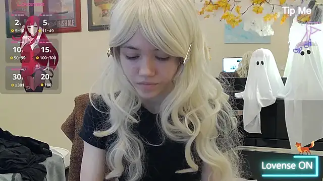 MissKotomiss online show from 10/18/25, 01:34