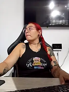 Snapshot of rojita-rojita chatting on 10/14/25, 10:54 rojita-rojita online show from 10/14/25, 10:54