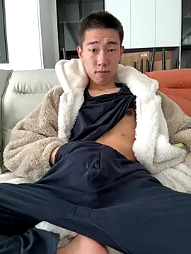 Snapshot of JdhdSjdj chatting on 11/27/25, 05:31 JdhdSjdj online show from 11/27/25, 05:31