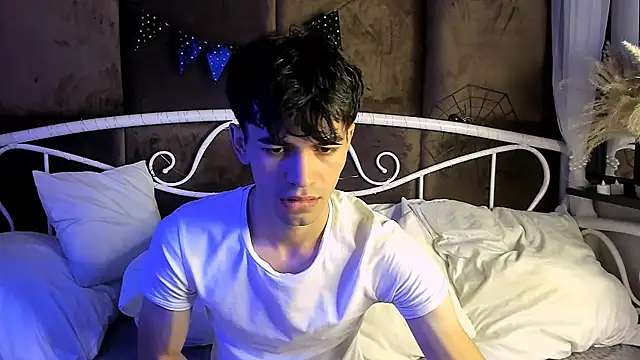 Snapshot of JaremyHarris chatting on 11/03/25, 09:05 JaremyHarris online show from 11/03/25, 09:05