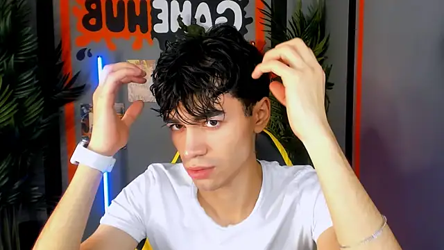 Snapshot of JaremyHarris chatting on 11/11/25, 10:48 JaremyHarris online show from 11/11/25, 10:48