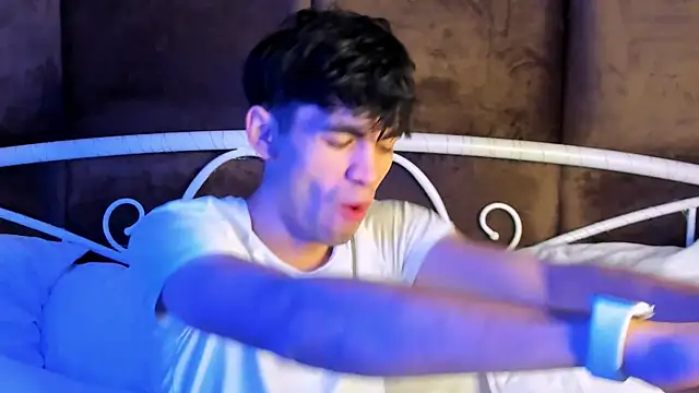 Snapshot of JaremyHarris chatting on 11/22/25, 09:03 JaremyHarris online show from 11/22/25, 09:03