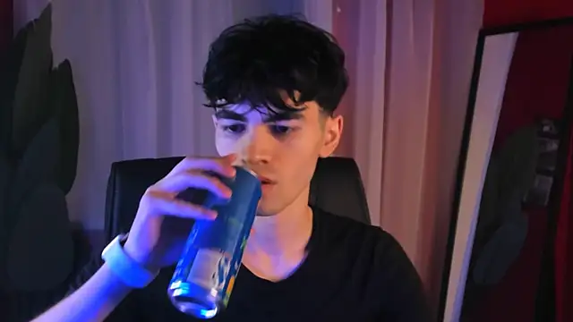 Snapshot of JaremyHarris chatting on 11/30/25, 08:57 JaremyHarris online show from 11/30/25, 08:57