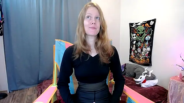 Snapshot of naughtyfox89 chatting on 10/13/25, 05:24 naughtyfox89 online show from 10/13/25, 05:24