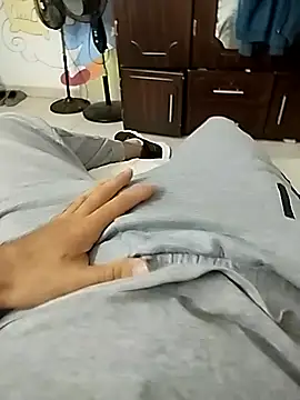 Valen Squirt04 online show from 10/03/25, 05:10