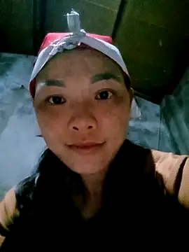 Snapshot of mntzz88 chatting on 09/30/25, 01:49 mntzz88 online show from 09/30/25, 01:49