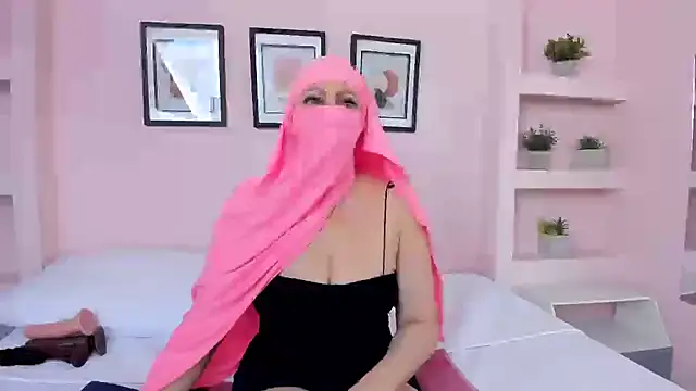 Sam Diaz online show from 10/17/25, 01:35